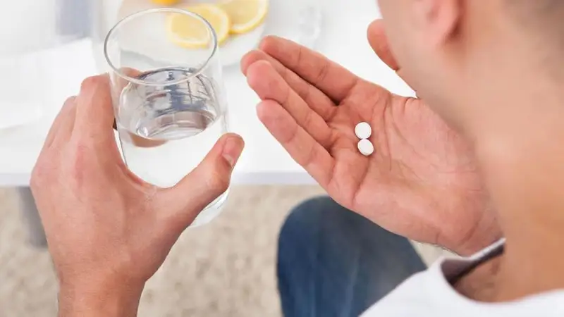 تاماقتان بۇرىن با الدە كەيىن بە: ءدارىنى قالاي ىشكەن دۇرىس