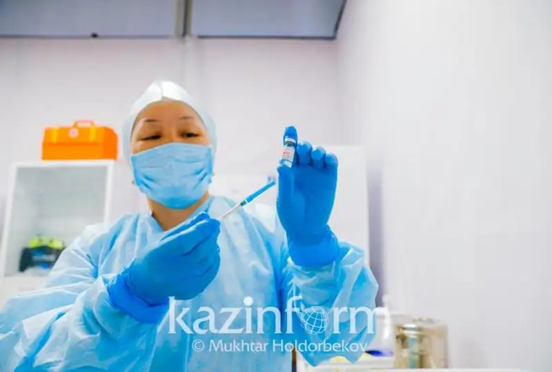Свыше полумиллиона астанчан вакцинировались от коронавируса