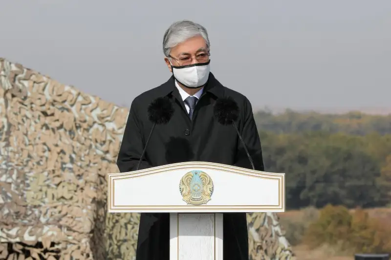 Глава государства выразил благодарность казахстанским миротворцам