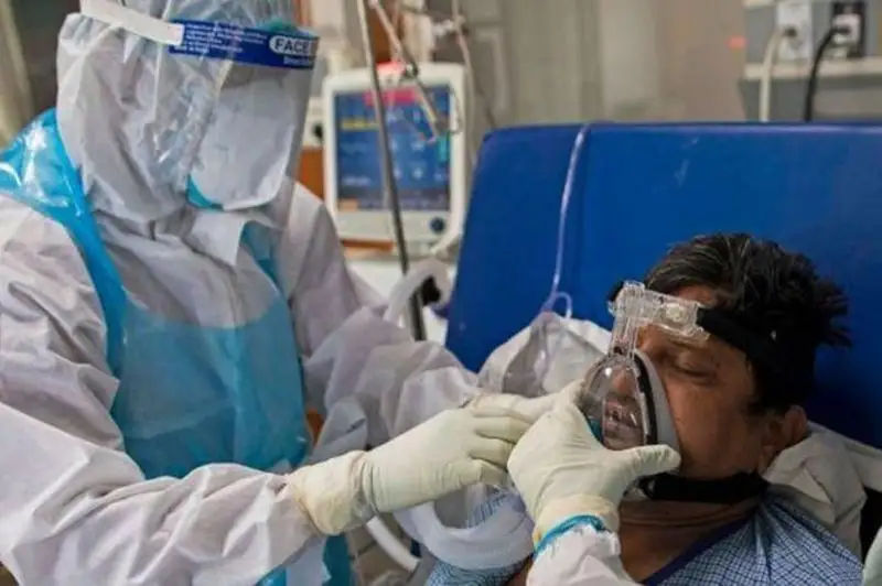 Ҳиндистонда «Дельта +» штаммидан илк бемор вафот этди