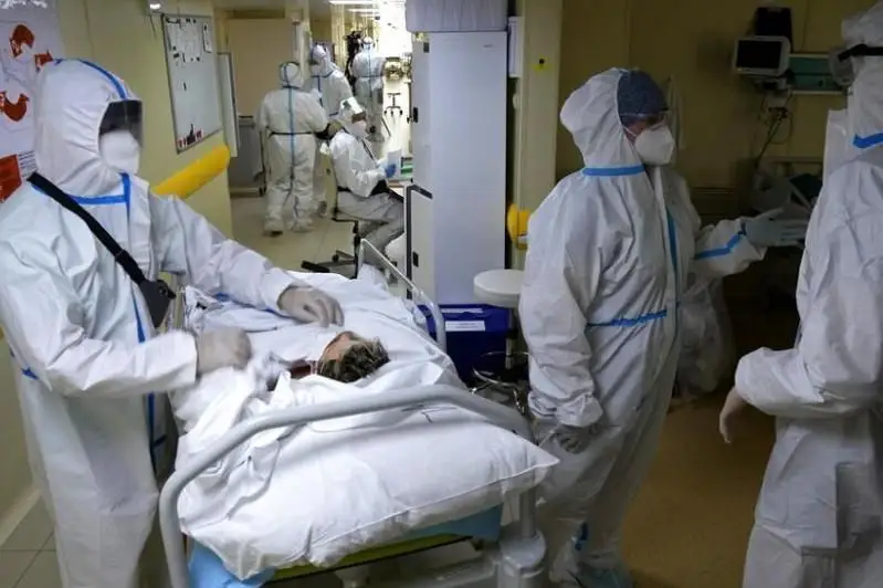 Дунёдаги коронавирус: Буюк Британиядаги янги штамм, Руминиядаги шифохоналар тўла