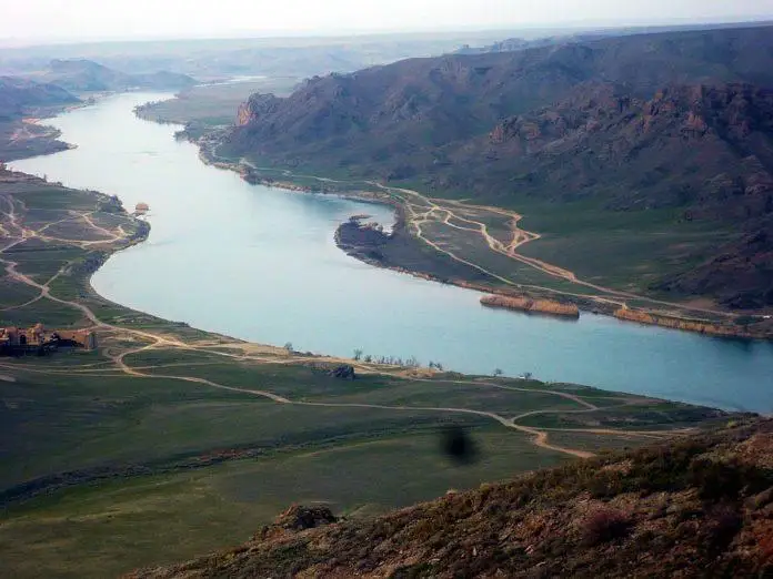 ەرتىس جايلى ەكى اڭىز