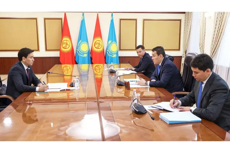 Достичь объем товарооборота в $2 млрд планируют Казахстан и Кыргызстан