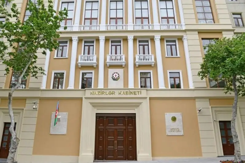 Озарбайжонда карантин режими 1 сентябрга қадар узайтирилди