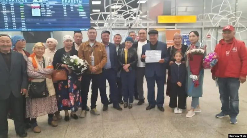 شىڭجاڭنان 20 قازاق وتباسى قازاقستانعا كوشىپ كەلدى