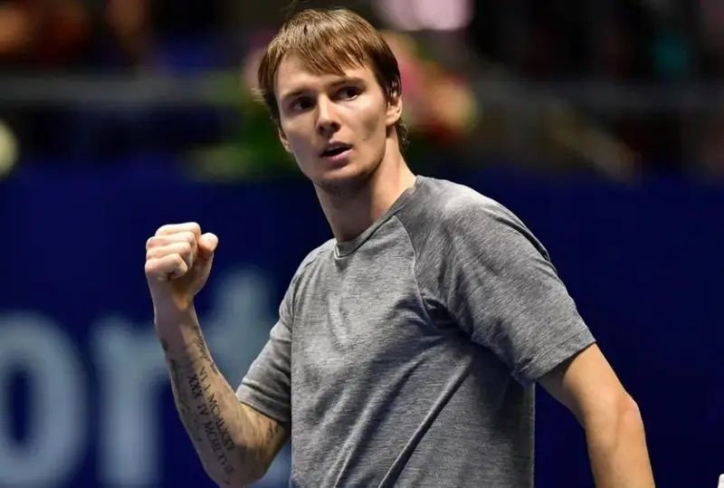 Александр Бублик пробился в четвертьфинал турнира ATP 250 Florence