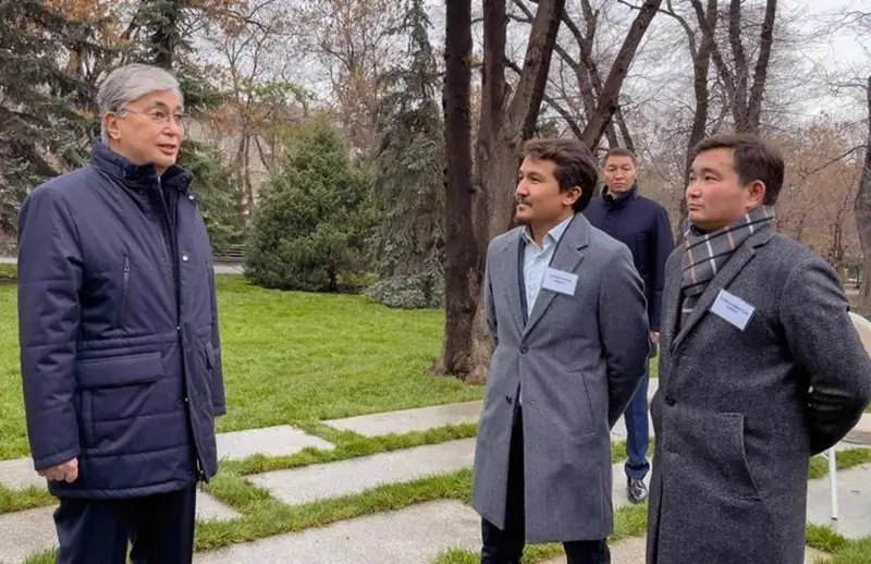 پرەزيدەنتتىڭ باعاسى ءبىزدىڭ شابىتىمىزعا قانات ءبىتىردى - احمەت بايتۇرسىن ۇلى ءمۇسىنىنىڭ اۆتورى