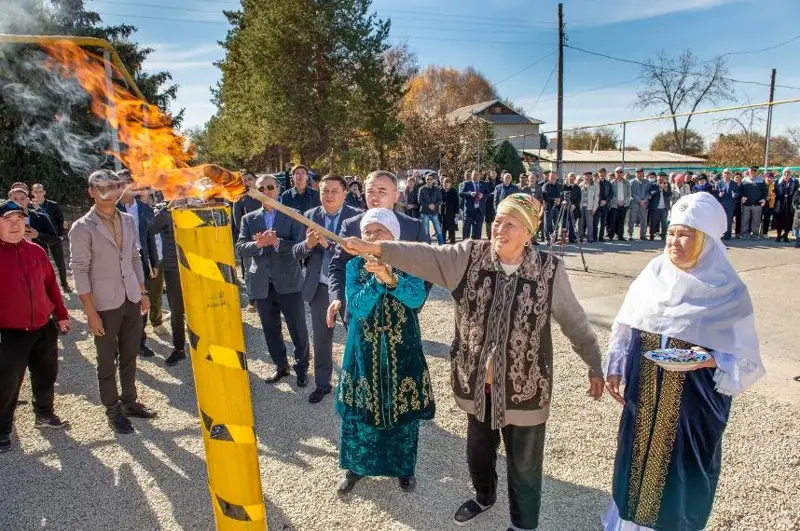 Respýblıka kúnine oraı Jetisýda áleýmettik mańyzy bar birneshe nysan el ıgiligine berildi