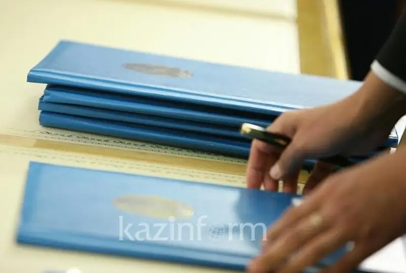 Что дадут казахстанцам изменения в Конституцию – Jibek Joly