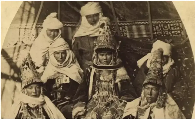 كيمەشەك پەن حيدجابتىڭ قانداي ايىرماشىلىعى بار؟