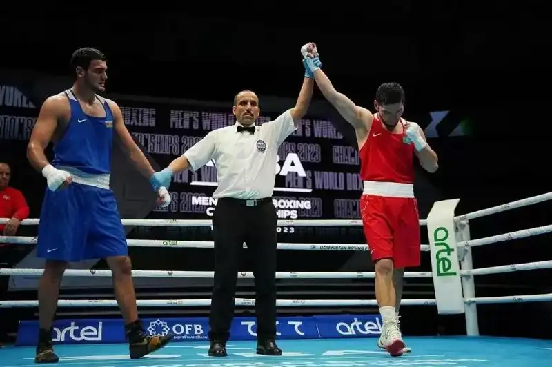 Бокс бўйича ЖЧ: Нурбек Оралбай Европа чемпионини мағлуб этди
