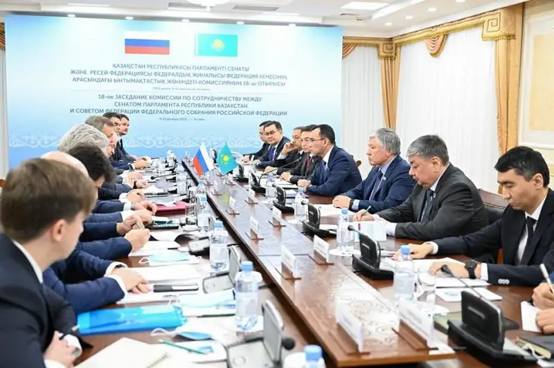 ҚР Сенати депутатлари россиялик ҳамкасблари билан ўзаро ҳамкорлик масаласини муҳокама қилдилар