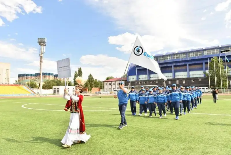 Atyraýda «QazMunaıGaz» kompanııalary toby qyzmetkerleriniń spartakıadasy bastaldy