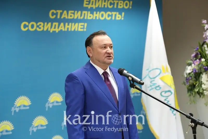 Төреғали Төрәлі мен Ерке Есмаxан &laquo;Нұр Отанның&raquo; қатарына кірді