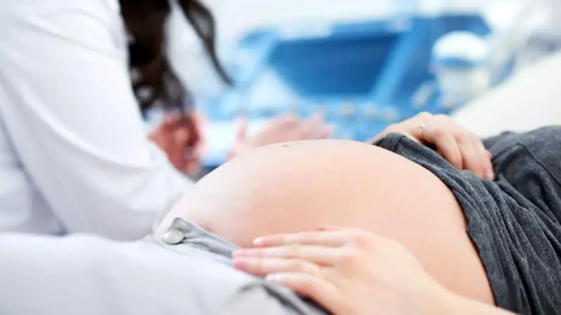 جۇكتى ايەلدەردە كوروناۆيرۋس نەگە اسقىناتىنى ايتىلدى