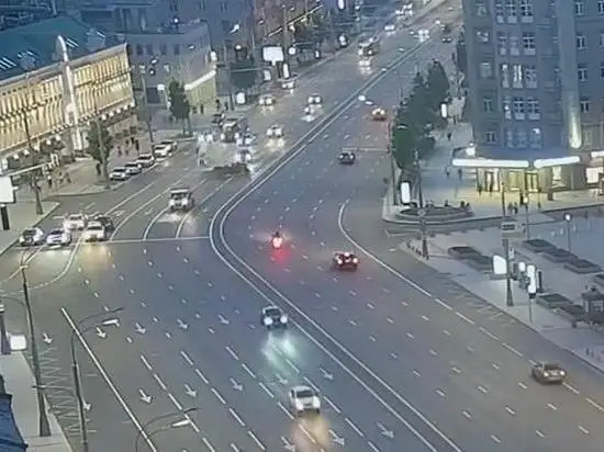 رەسەيدىڭ اتاقتى ءارتىسى جول اپاتىنا ۇشىرادى