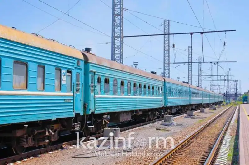 Отменили движение поездов на участке Тобол-Кушмурун из-за пожаров