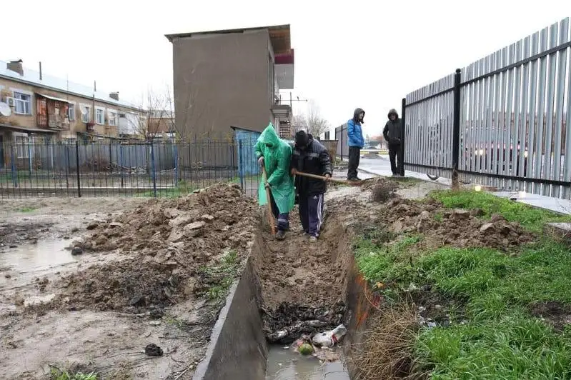 Jetisaı men Maqtaralda sońǵy 30 jylda mundaı kólemde jaýyn jaýmaǵan - TJD