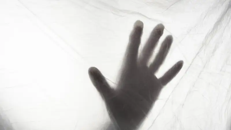 اتىراۋ وبلىسىندا كوروناۆيرۋستان بەس ايەل قايتىس بولدى