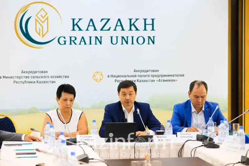 Фермеры предлагают установить минимальную цену на пшеницу