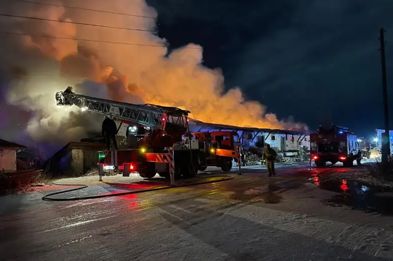 При пожаре в складском помещении в Костанае удалось спасти игрушки на 2 млн тенге