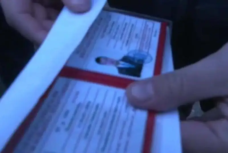 Продавец «полицейских» удостоверений задержан в Актобе