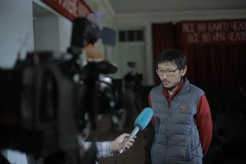 مۇرات ەسجان: احاڭنىڭ اۋلەتى - 100 جىل قۋعىن كورگەن اۋلەت