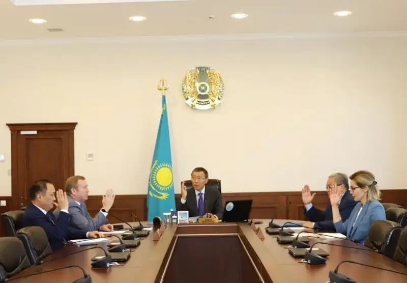 Кого избрали сенаторами от новых областей