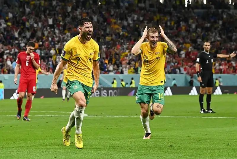 Австралия обыграла Данию и вышла в плей-офф ЧМ-2022