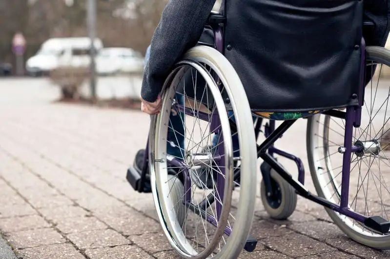 Доступная среда для лиц с особыми потребностями: какие нарушения выявили в Алматы