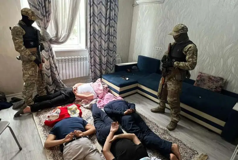 Группа квартирных воров задержана в Алматинской области