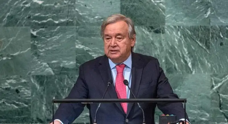 Генсек ООН: Мы можем покончить с пандемией до конца года