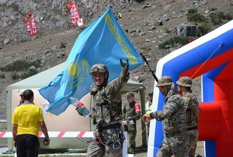 Военнослужащие Казахстана стали лучшими в конкурсе  «Воин мира» - АрМИ