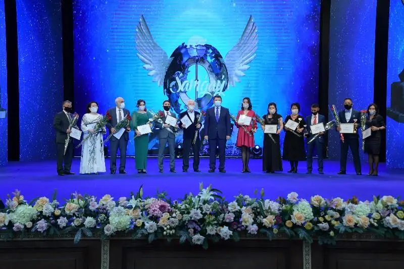 جۋرناليستەر اراسىندا بەيسەن قۇرانبەك اتىنداعى سىيلىق يەگەرى انىقتالدى