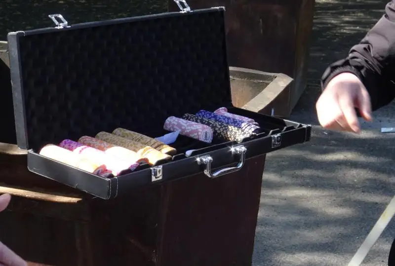 Подпольное казино выявили в одном из кафе города Костаная