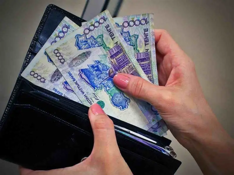 باي مەن كەدەيدىڭ اراسى الشاقتاپ كەتتى