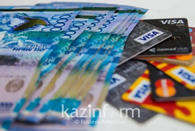 Оставили без пособия: в Рудном мошенники опустошили банковскую карту инвалида