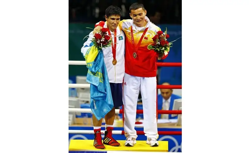 وزگە ەلدە تۋىپ وليمپيادا تۇعىرىنا بىرگە شىققان قوس قازاق