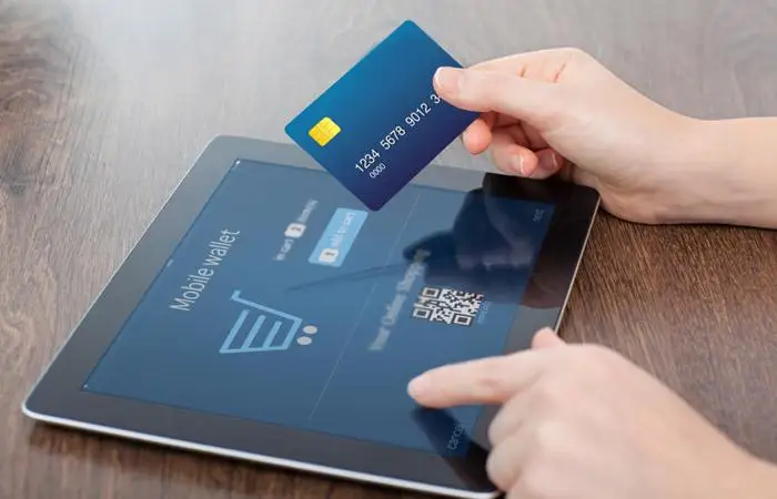 Бизнес обязали принимать электронные платежи в Бельгии