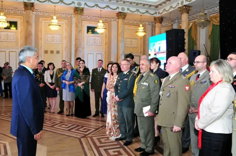 Қорғаныс министрі