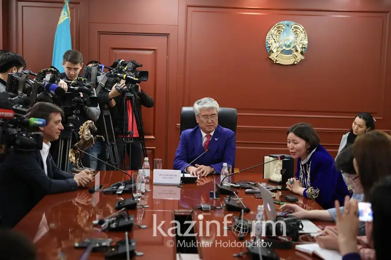 ÐÐ»ÑÑ Ð¶Ð°ÑÑÐ¼Ð´Ð° ÒÐ°Ð·Ð°Ò Ð¼ÐµÐºÑÐµÐ±ÑÐ½Ðµ Ð±Ð°ÑÐ°Ð¼ÑÐ½ Ð´ÐµÐ³ÐµÐ½ ÑÐµÑÑÐ¼Ð´Ñ Ó©Ð·ÑÐ¼ ÒÐ°Ð±ÑÐ»Ð´Ð°Ð´ÑÐ¼ - Ð¡Ð°Ð¼Ð°Ð» ÐÑÐ»ÑÐ¼Ð¾Ð²Ð°