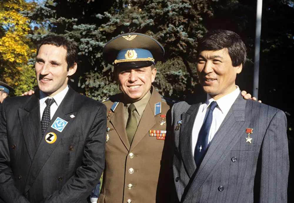 Бүгін қазақтың қос ғарышкерінің туған күні