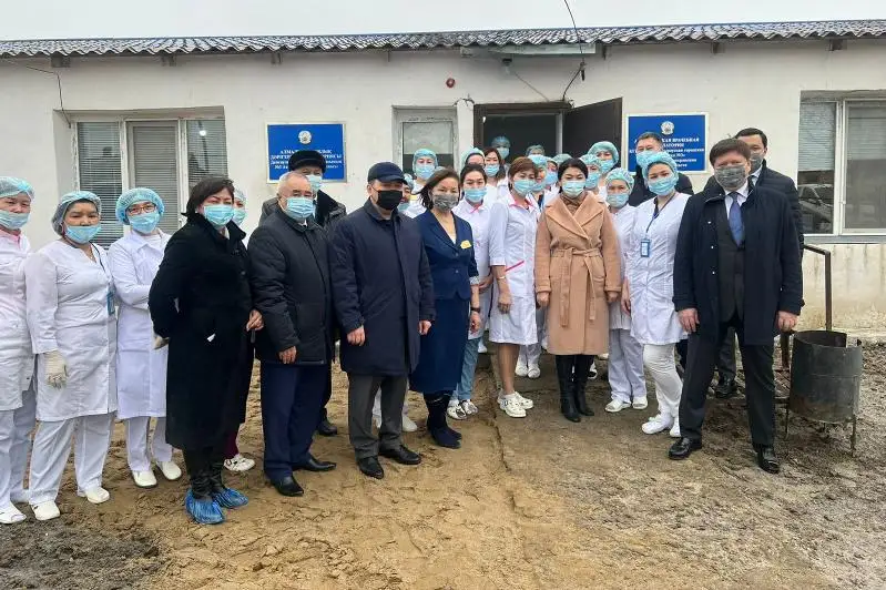 Министр здравоохранения Ажар Гиният посетила сельские амбулатории в Атырауской области