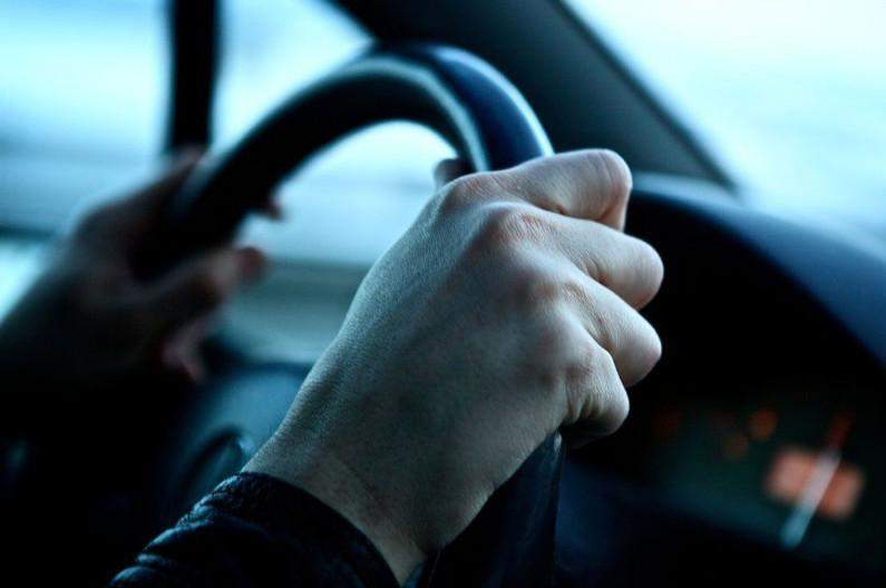 Мас күйінде трусикаға шыққан