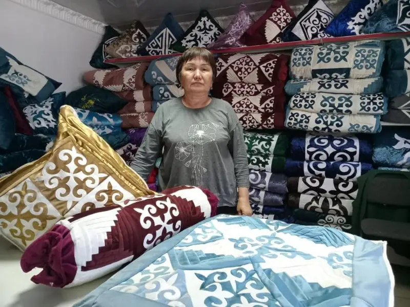 Aqtóbede qymbat qolóner buıymdaryna suranys joǵary - tiginshi