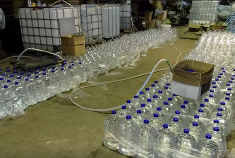 Óskemende alkogol ónimderin qoldan jasaýmen aınalysqan taǵy bir tseh jabyldy