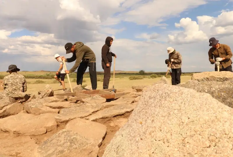 Археологи нашли еще три редких захоронения в Талды