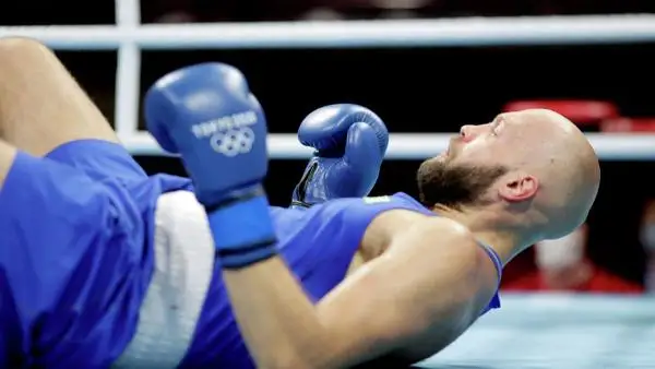 امەريكالىق مامان قازاقستاندىق بوكسشىلاردىڭ جەڭىلۋىن «الەمدىك سەنساتسيا!» دەپ اتادى