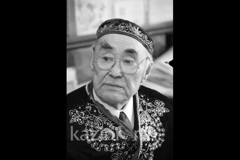 Қазақтың көрнекті ақыны  Мұзафар Әлімбаев өмірден озды