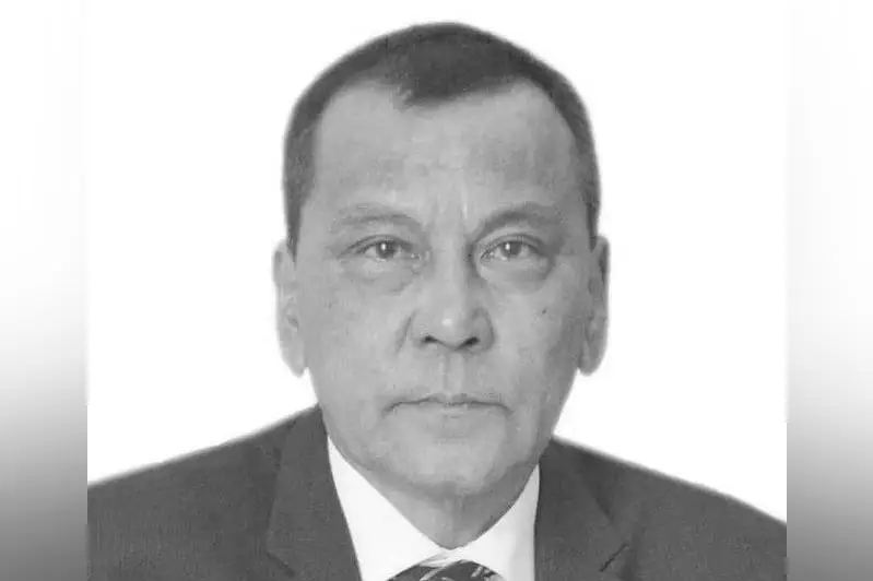 قوستاناي وبلىسىندا ءبىلىم ءبولىمىنىڭ باسشىسى وزىنە قول جۇمسادى